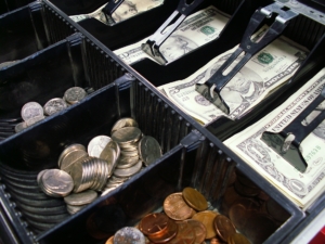 Impuestos para autónomos, empresas y pymes en julio
